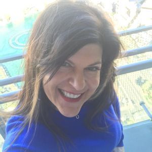 Meet your Posher, Tia